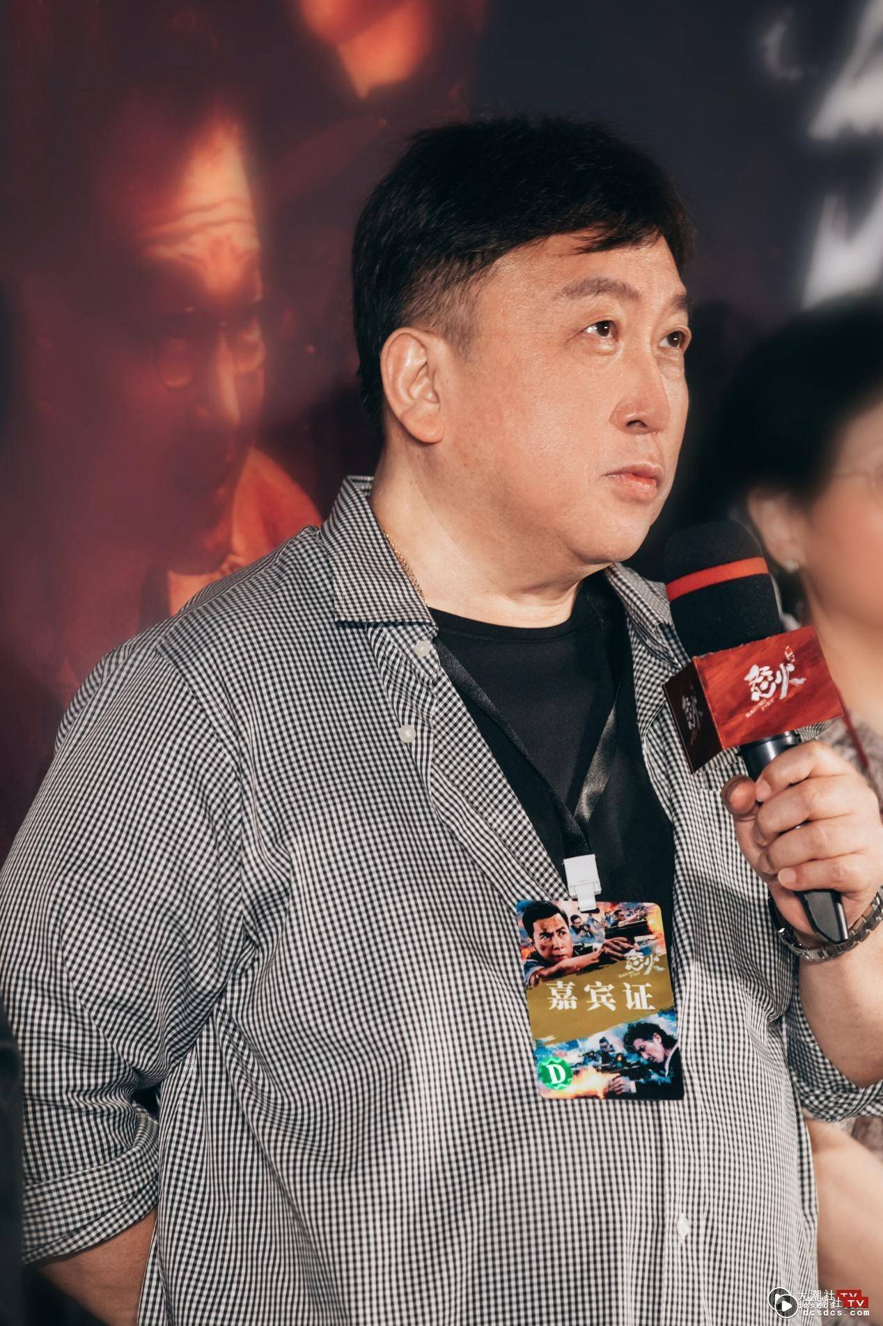 王晶回想陈木胜首部执导作《天若有情》，自己当过策划。（电影公司相片）